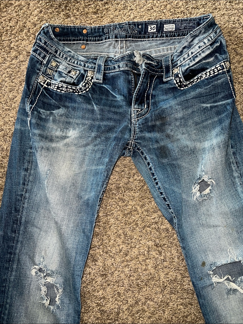 Miss Me Women's Faded Distressed Blue Straight cut Jeans